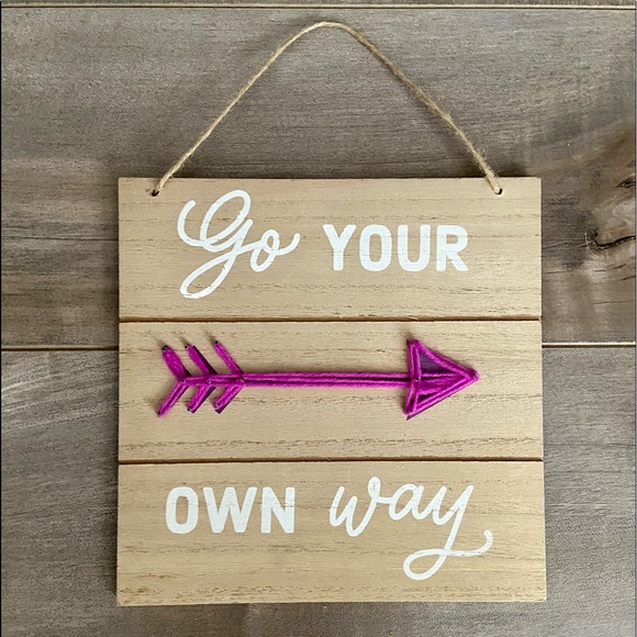 Go Your Own Way String Art Arrow Sign in Fuchsia - Picture 3 of 5